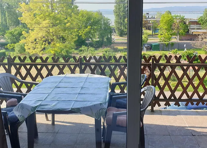 Sophie With Balcony Lejlighed Balatonberény